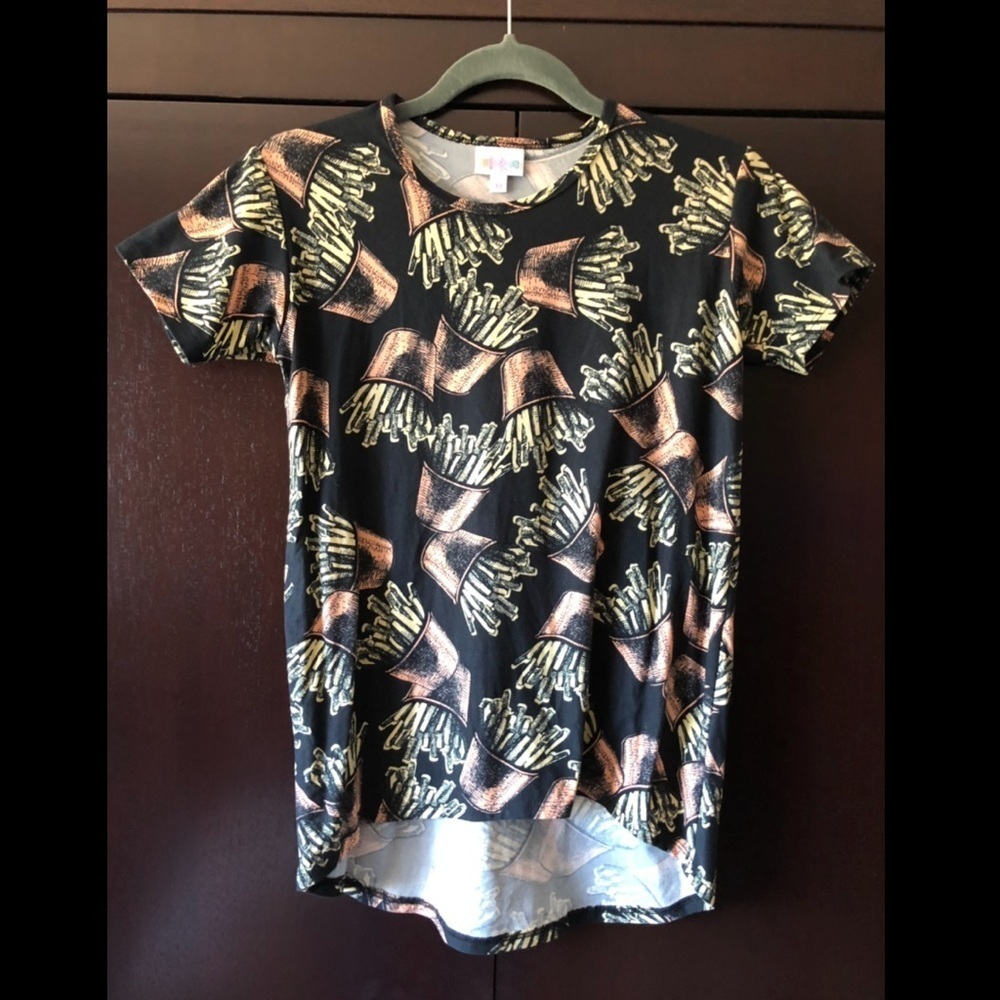 🦄 Lularoe French fry tee.